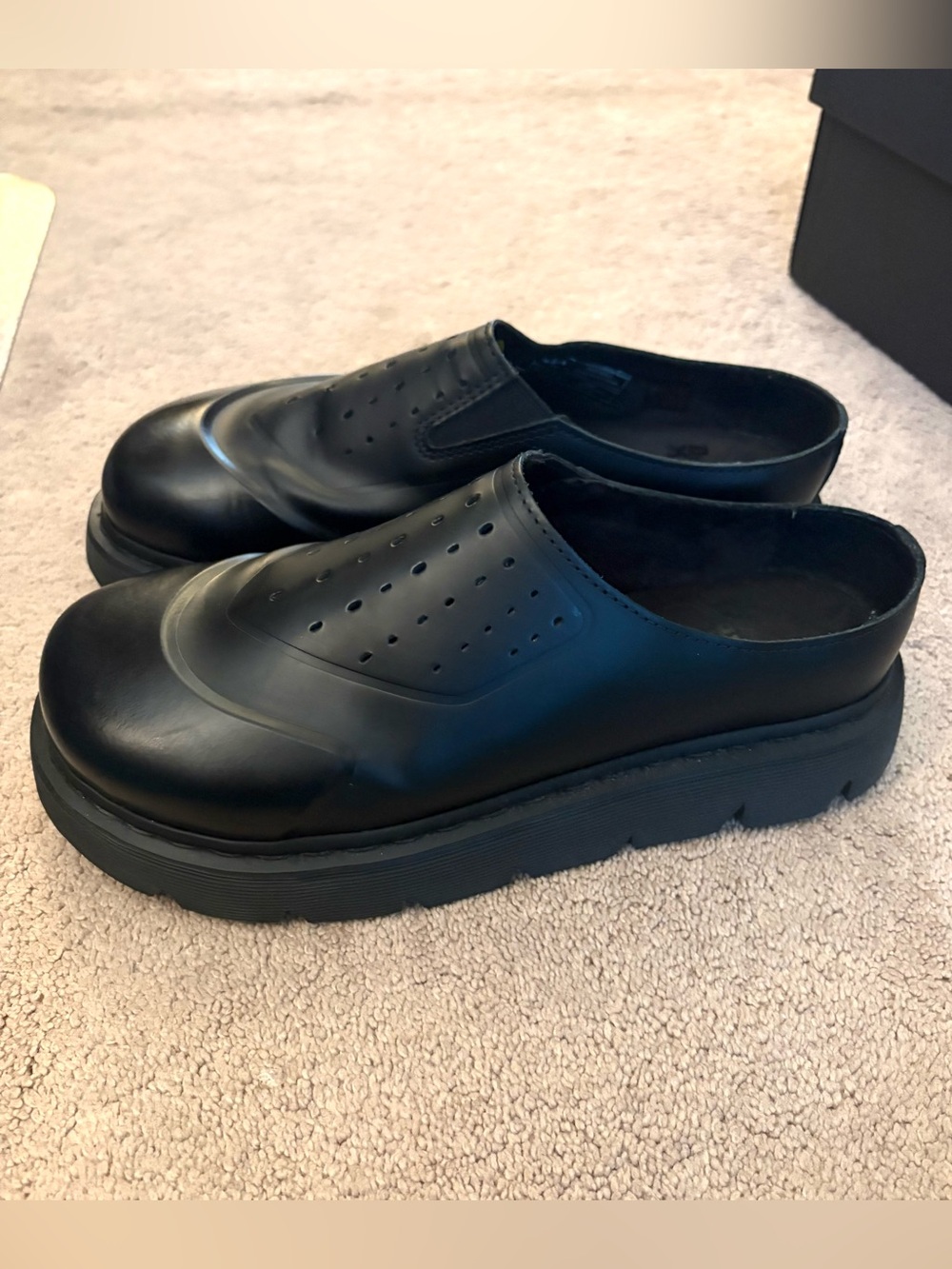 Dr Martens ventxx02 women’s 10